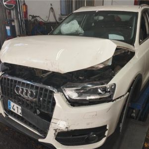 Clausor Audi Q3 (8UB)(06.2011->) 2.0 TDI (103kW) Ambiente [2,0 Ltr. - 103 kW TDI] - 544813