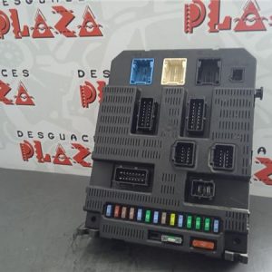 Caja Fusibles/Rele Citroen C4 Berlina (06.2004->) 1.6 Collection [1,6 Ltr. - 80 kW HDi CAT (9HY / DV6TED4)] - 270835