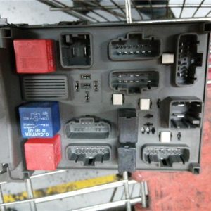 Caja Fusibles/Rele Renault - 154985