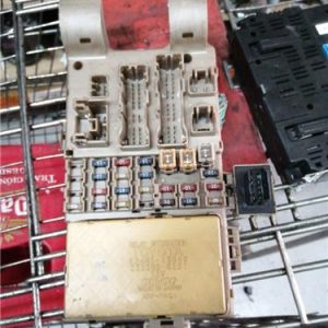Caja Fusibles/Rele Toyota - 154869