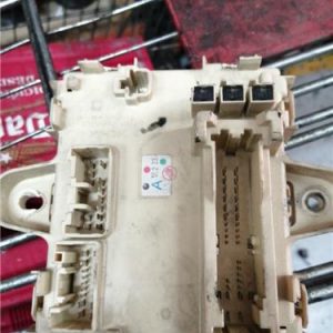 Caja Fusibles/Rele Toyota - 154868