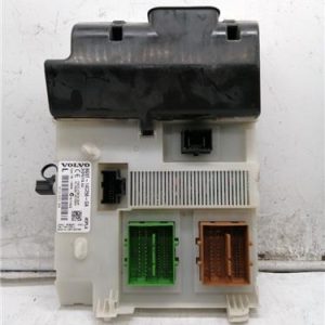 Caja Fusibles/Rele Volvo V60 Familiar (08.2010->) 2.4 Momentum [2,4 Ltr. - 151 kW Diesel CAT] - 549356