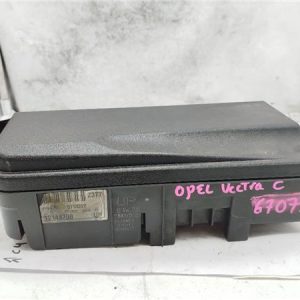 Caja Reles Opel VECTRA B Fastback (38_) 2.2 DTI 16V - 473701