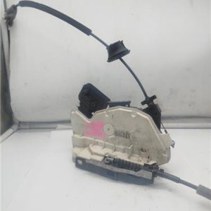 Cerradura Puerta Delantera Derecha Seat Leon ST 5F8 (10.2013->) 1.2 Reference [1,2 Ltr. - 77 kW TSI] - 552042