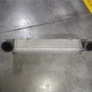 Intercooler BMW Serie 3 Berlina (E90)(2004->) 2.0 320d [2,0 Ltr. - 130 kW Turbodiesel CAT] - 438543