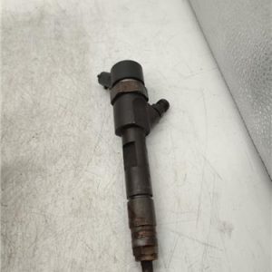 Inyector Nissan Primera Berlina (P12)(12.2001->) 1.9 Acenta [1,9 Ltr. - 88 kW 16V Turbodiesel CAT] - 371801