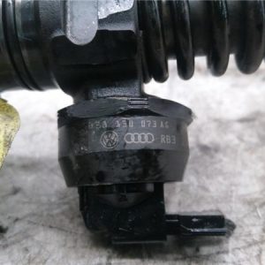 Inyector Volkswagen Caddy (2K)(02.2004->2010) 1.9 Kombi [1,9 Ltr. - 55 kW TDI (BSU)] - 545599