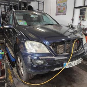 Mangueta Delantera Izquierda Mercedes-Benz Clase ML (BM 164)(03.2005->) 3.0 ML 320 CDI (164.122) [3,0 Ltr. - 165 kW CDI CAT] - 516253