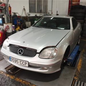 Palier Delantero Derecho Mercedes-Benz SLK (BM 170) Roadster (04.1996->) 2.3 230 Compressor (170.449) [2,3 Ltr. - 145 kW Compresor CAT] - 512542