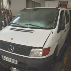 Palier Delantero Derecho Mercedes-Benz Vito Furgón (638) 2.3 110 D        (638.074) [2,3 Ltr. - 72 kW Turbodiesel] - 521312