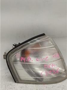 Piloto Intermitente Lateral Delantero Derecho Mercedes-Benz Clase C (BM 202) Berlina (04.1993->) 2.2 220 CDI (202.133) [2,2 Ltr. - 92 kW CDI 16V CAT] - 336701