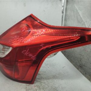 Piloto Trasero Derecho Ford Focus Berlina (CB8)(2010->) 1.6 Titanium [1,6 Ltr. - 92 kW 16V Ti-VCT CAT] - 547589