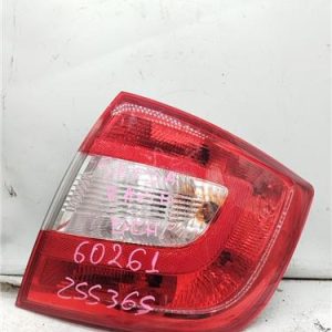 Piloto Trasero Derecho Skoda Rapid (NH)(07.2012->) 1.6 Active [1,6 Ltr. - 77 kW TDI DPF] - 255365