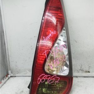 Piloto Trasero Derecho Toyota Yaris Verso (NCP2/NLP2)(1999->) 1.4 D-4D (NLP22) - 470942