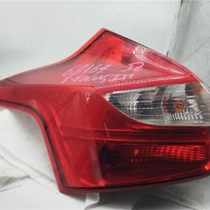 Piloto Trasero Izquierdo Ford Focus Berlina (CB8)(2010->) 1.6 Titanium [1,6 Ltr. - 77 kW 16V Ti-VCT CAT] - 500078