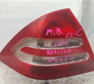 Piloto Trasero Izquierdo Mercedes-Benz Clase C (BM 203) Berlina (02.2000->) 2.6 240 (203.061) [2,6 Ltr. - 125 kW CAT] - 438598
