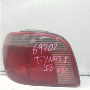 Piloto Trasero Izquierdo Toyota Yaris (NCP1/NLP1/SCP1)(1999->) 1.0 16V (SCP10_) - 527851