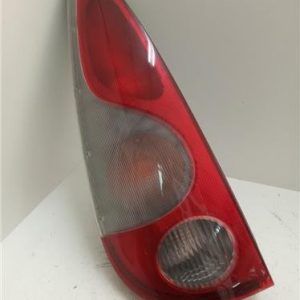 Piloto Trasero Izquierdo Toyota Yaris Verso (NCP2/NLP2)(1999->) 1.3 (NCP22) - 135045