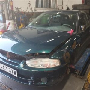 Volante Mitsubishi Colt (CJ0A)(1996->) 1.6 1600 GLX [1,6 Ltr. - 76 kW CAT] - 524924