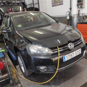 Volante Volkswagen Golf VI (5K1)(10.2008->2012) 1.6 Advance [1,6 Ltr. - 77 kW TDI DPF] - 541025