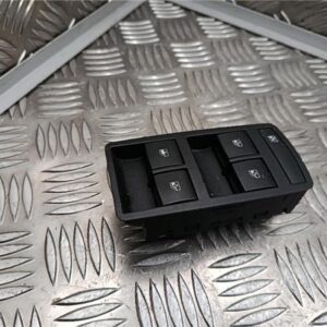 Botonera Puerta Delantera Izquierda Opel   - 561288