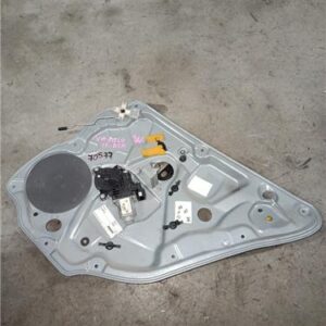 Elevalunas Electrico Derecho Volkswagen Polo IV (9N1)(11.2001->) 1.4 TDI - 563030