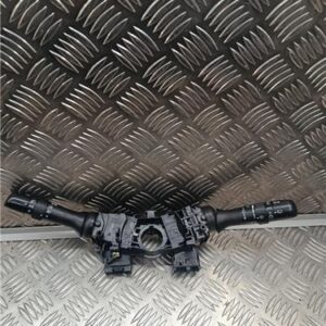 COM 2000 Toyota Auris (E15)(10.2006->) 1.6 VVTi - 580939