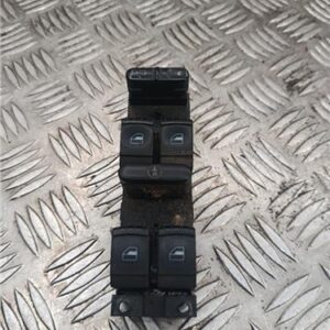 Botonera Puerta Delantera Izquierda Volkswagen - 582286