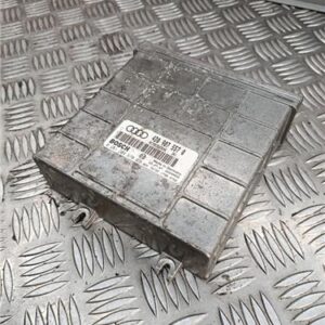Centralita Audi A8 (D2)(1994->) 3.7 [3,7 Ltr. - 169 kW V8 32V] - 589476