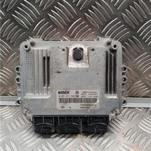 Centralita Renault TRAFIC II Caja/Chasis (EL) 1.9 dCi 100 (ELOC) - 585068