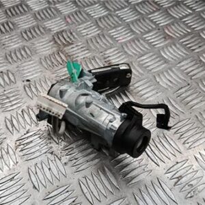 Clausor Seat Leon (5F1)(09.2012->) 1.2 Style [1,2 Ltr. - 77 kW TSI] - 583276
