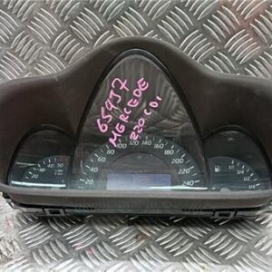 Cuadro Instrumentos Mercedes-Benz Clase C (BM 203) Sportcoupe (10.2000->) 2.2 C 220 CDI (203.706) [2,2 Ltr. - 105 kW CDI CAT] - 583278