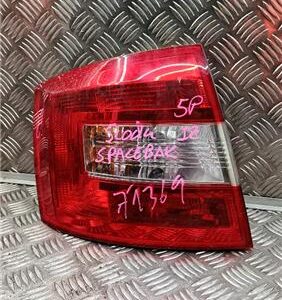 Piloto Trasero Izquierdo Skoda Rapid (NH)(07.2012->) 1.6 Active [1,6 Ltr. - 77 kW TDI DPF] - 583242