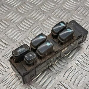 Botonera Puerta Delantera Izquierda Hyundai Trajet (FO)(2000->) 2.0 CRDi - 596792