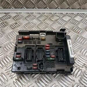 Caja Fusibles/Rele Peugeot 206 (1998->) 2.0 HDI 90 - 591020