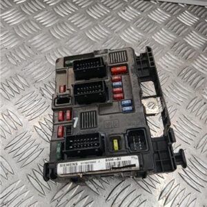 Caja Reles Peugeot Partner (S2)(2002->) 1.9 Totem [1,9 Ltr. - 51 kW Diesel] - 595696