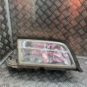 Faro Delantero Derecho Mercedes-Benz Clase C (BM 202) Berlina (04.1993->) 1.8 180 (202.018) [1,8 Ltr. - 90 kW 16V CAT] - 593478