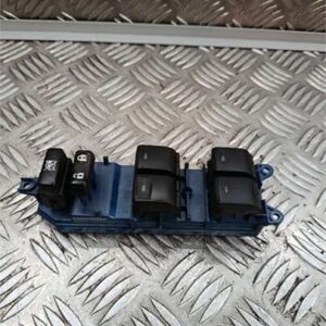 Botonera Puerta Delantera Izquierda Toyota Verso (AUR2/ZGR2)(2009->) 2.0 D-4D - 599800