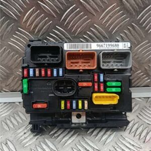 Caja Reles Citroen C3 (08.2016->) 1.2 Feel [1,2 Ltr. - 60 kW 12V VTi / PureTech] - 606235