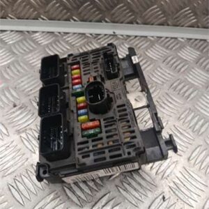 Caja Reles Citroen C5 Berlina (2004->) 2.2 HDi (RC4HXE) - 606260