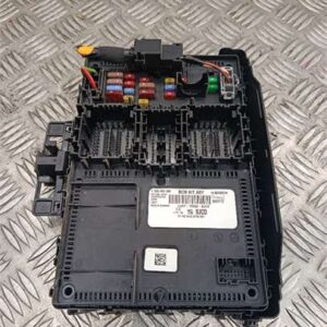 Caja Reles Ford Kuga (2020->) 2.0 Titanium [2,0 Ltr. - 140 kW EcoBlue CAT] - 602064