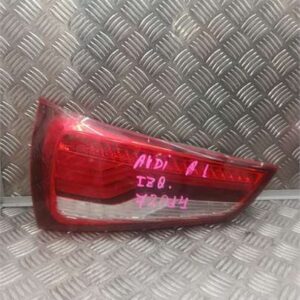 Piloto Trasero Izquierdo Audi A1 Sportback (8XF)(11.2014->) 1.6 Active Kit [1,6 Ltr. - 85 kW TDI] - 607386