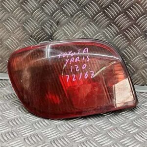 Piloto Trasero Izquierdo Toyota Yaris (NCP1/NLP1/SCP1)(1999->) 1.4 D-4D - 611131