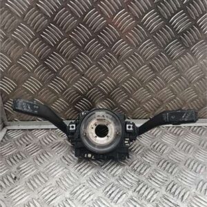 COM 2000 Volkswagen Golf VI (5K1)(10.2008->2012) 1.6 Advance [1,6 Ltr. - 77 kW TDI DPF] - 621644