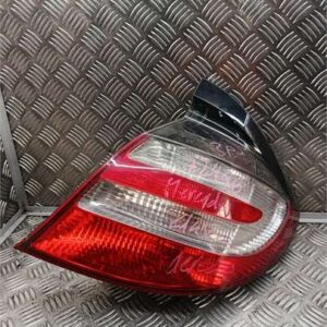 Piloto Trasero Derecho Mercedes-Benz Clase C (BM 203) Sportcoupe (10.2000->) 2.2 C 220 CDI (LA)(203.708) [2,2 Ltr. - 110 kW CDI CAT] - 622332