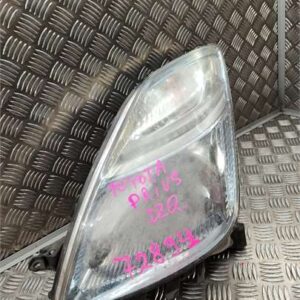Faro Delantero Izquierdo Toyota Prius (NHW20)(2004->) Híbrido Basis [Híbrido 57 kW ( 1,5 Ltr. - 57 CAT)] - 634339